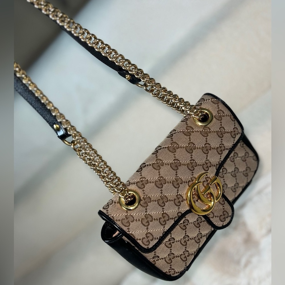 Gucci GG Marmont Flap Bag